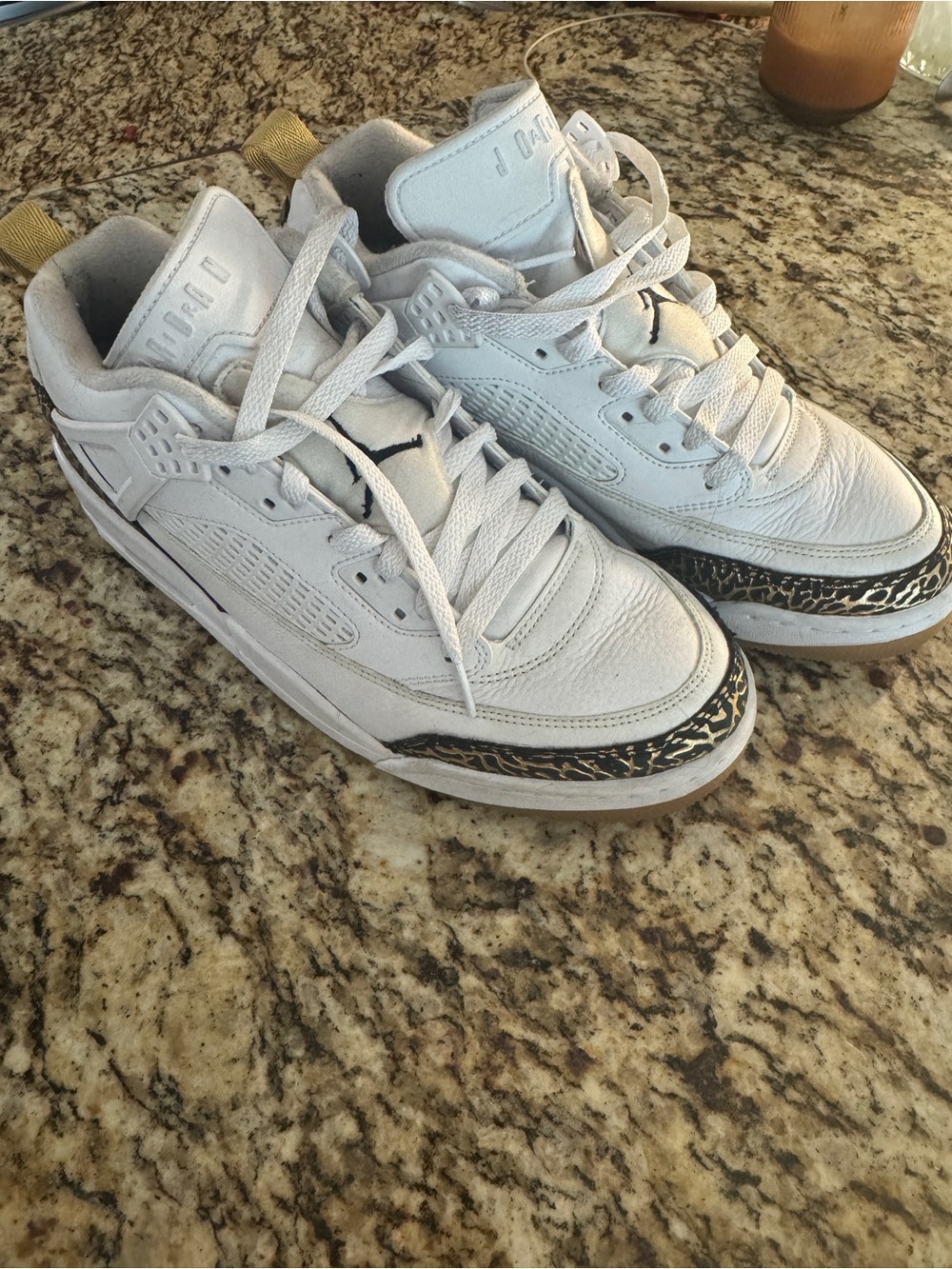 Jordan Spizike Low 'White Black Metallic Gold' size 10